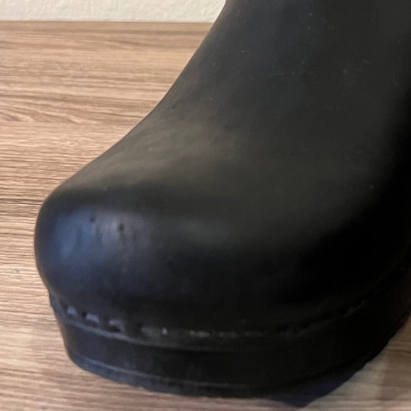 Dansko Women's Professional Clog - Picture 9 of 10